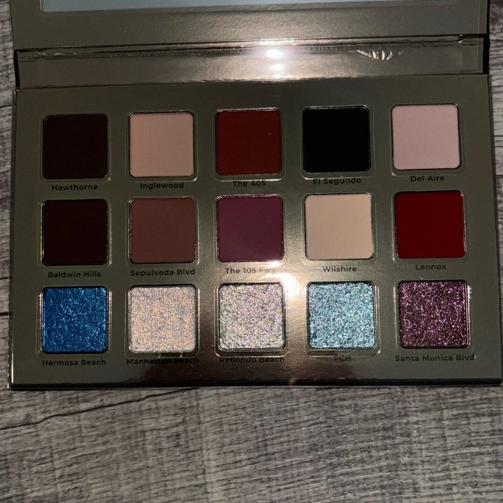 Adept Cosmetics La Cienega palette
